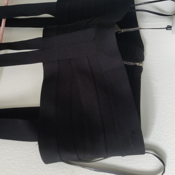 NWT HARVE LEGER and F21 Black Bandage Tube/Crop Top - Picture 5 of 6